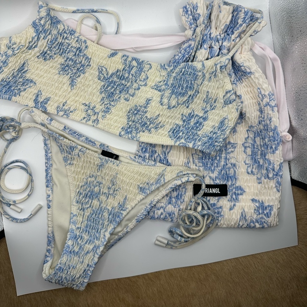 TRIANGL Indigo Vinca bikini set baby blue and white floral xs